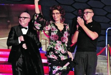 Le show mexicain de Dolce & Gabbana aux couleurs de Frida Kahlo !