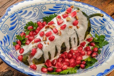 Le «chile en nogada» se décline maintenant en glace ou en pizza !