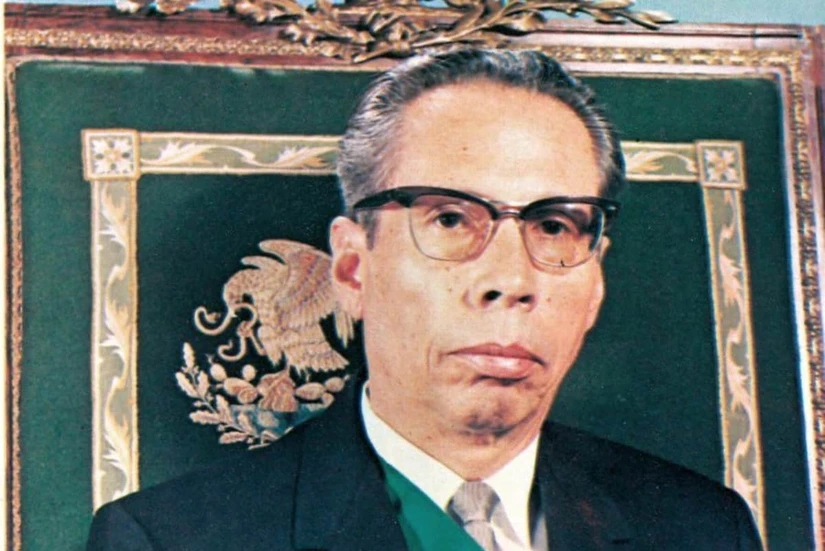 Díaz Ordaz murió el 15 de julio de 1979, a causa de un paro cardiaco.