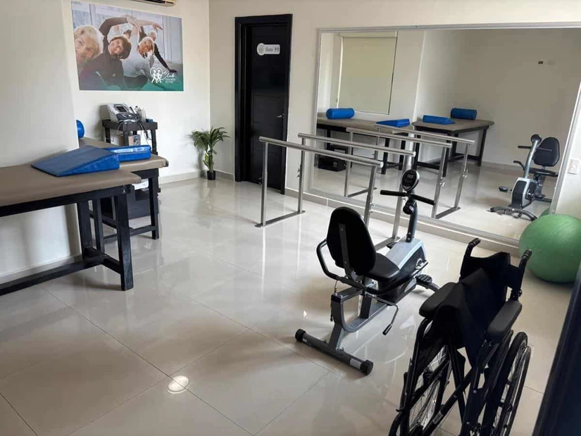En Club Geronte Activo cuentan con diversas áreas para las terapias físicas, rehabilitación, estimulación cognitiva, actividades recreativas y de convivencia social.