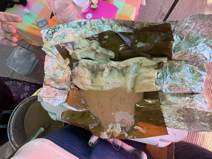 En el Tianguis de la colonia Flores Magón Anahí ofrece sus tamales oaxaqueños los martes y jueves 