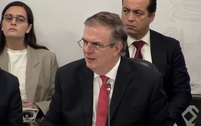 Marcelo Ebrard, secretario de Economía, destacó a Topolobampo como un polo clave para el desarrollo de la industria petroquímica.